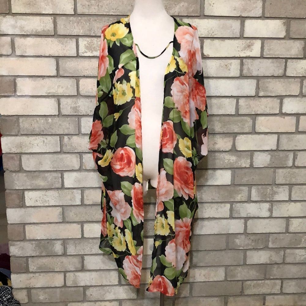 3for$20 coverup top size medium / large